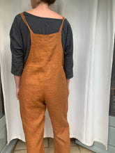 Charger l'image dans la galerie, Custom Linen Garment - May Offerings