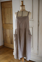 Charger l'image dans la galerie, Custom Linen Garment - May Offerings
