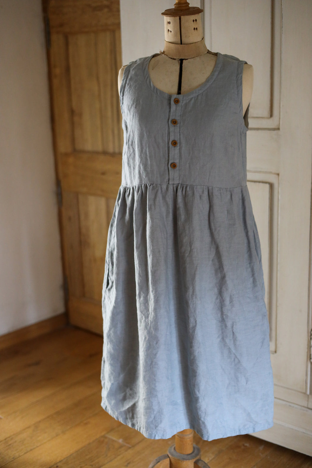 Linen Sleeveless Dress - French Vintage Blue